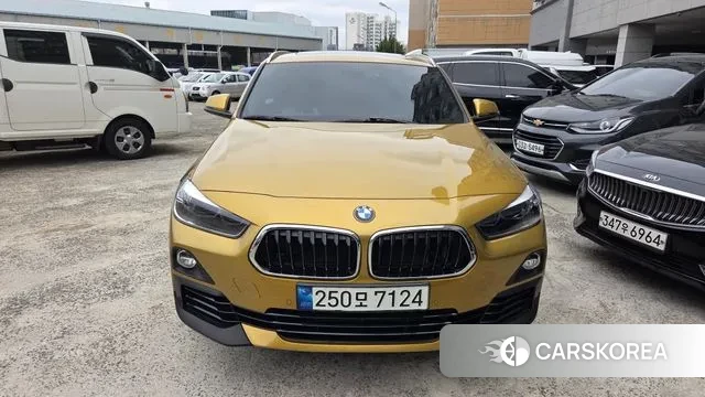 BMW X2 (F39) 2020 Золотой из Кореи