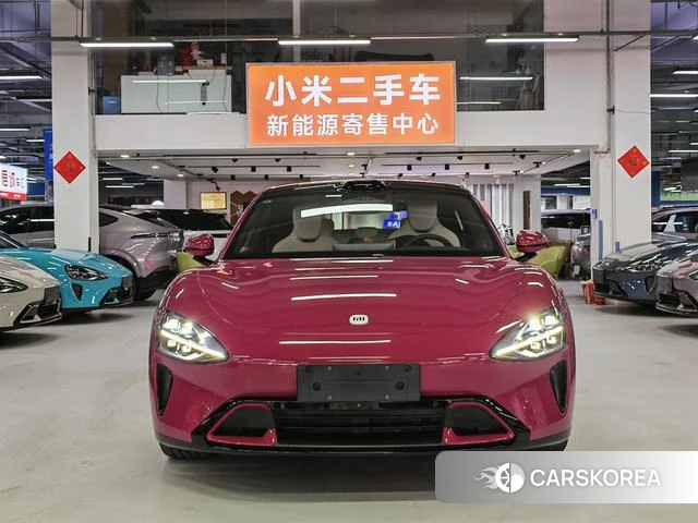 Xiaomi Car Xiaomi SU7 2025 Красный из Китая