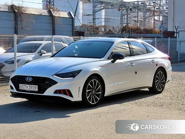 Hyundai Sonata (DN8) 2019 Белый из Кореи