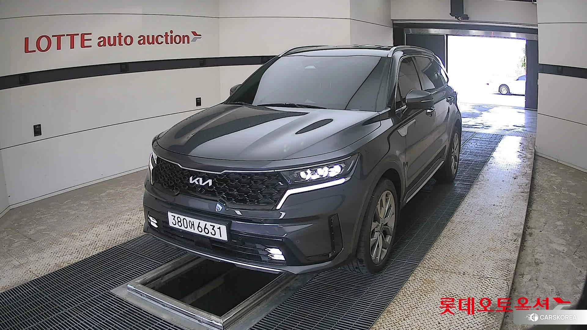 Kia Sorento 2022 Platinium Graphite из Кореи