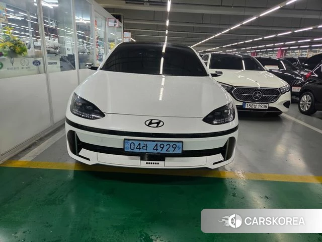 Hyundai Ionic 6 2022 Белый из Кореи