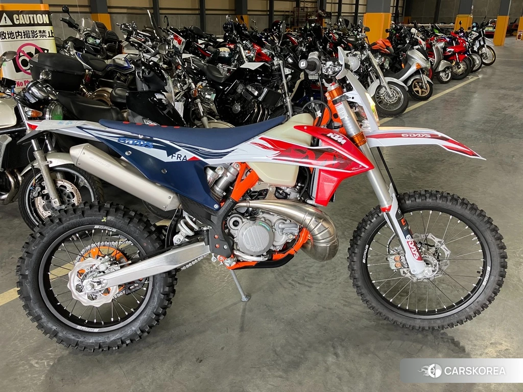 Проданный KTM 250EXC SIXDAYS TPI 2023 из Японии