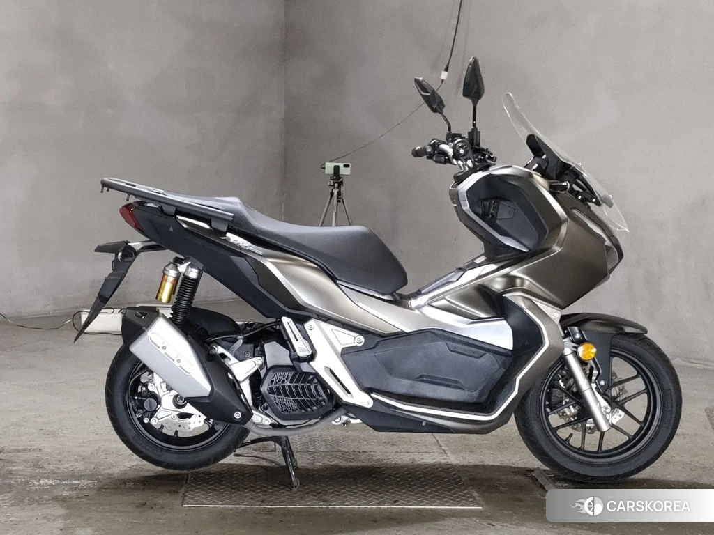 Проданный Honda ADV150 2019 из Японии, фото 2