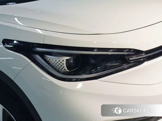 Volkswagen ID.4 X 2024 Белый из Китая