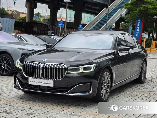 BMW 7 Series (G11) 2020 Черный из Кореи