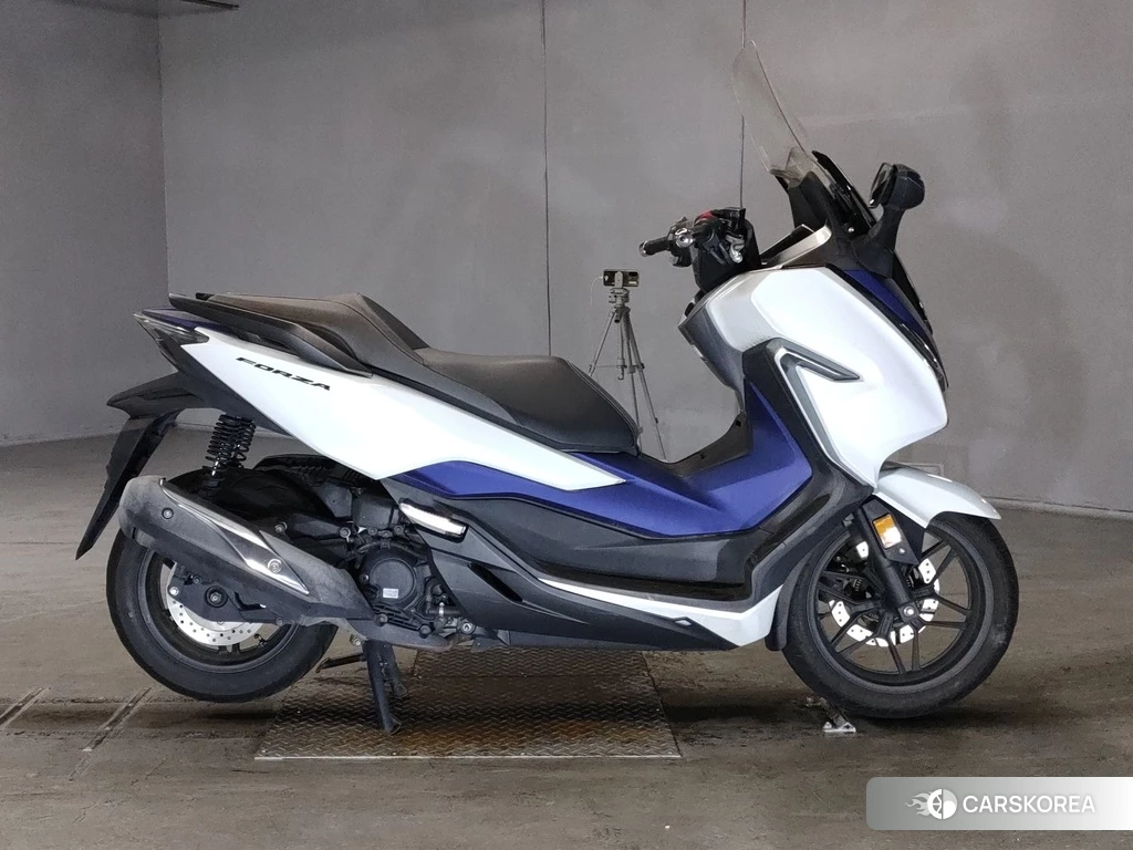 Проданный Honda FORZA 2018 из Японии, фото 2