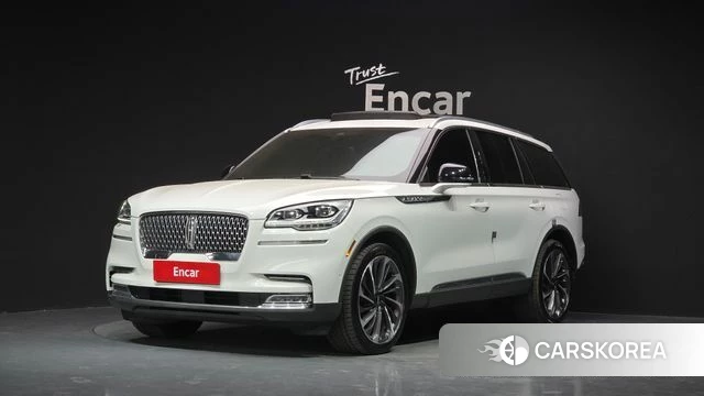 Lincoln Aviator 2nd generation 2020 Белый из Кореи