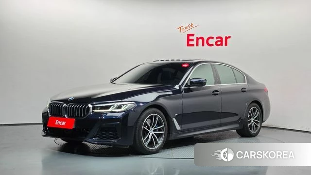 BMW 5 Series (G30) 2023 Черный из Кореи