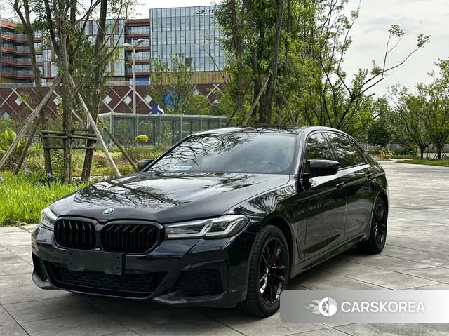 BMW 5 series 2022 Черный из Китая