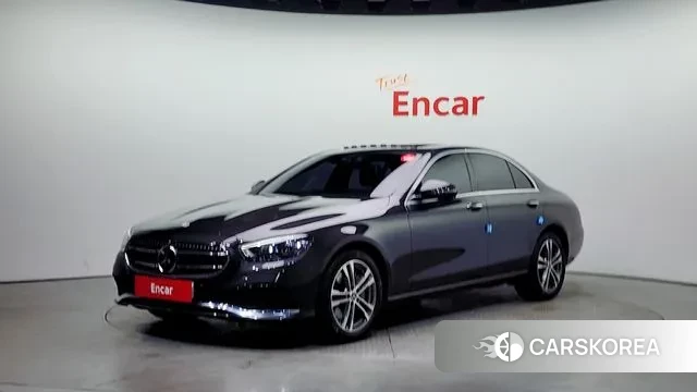 Mercedes-Benz E-Class W213 2022 Серый из Кореи