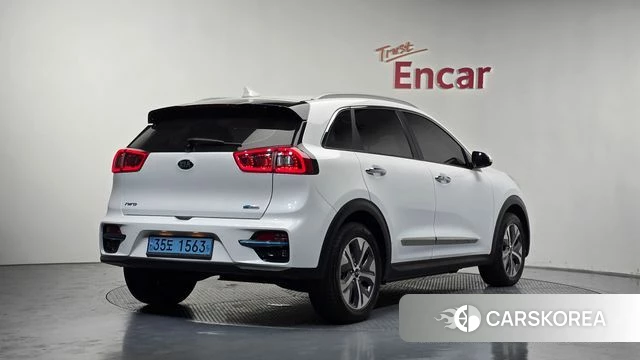 Kia Niro EV 2021 Белый из Кореи