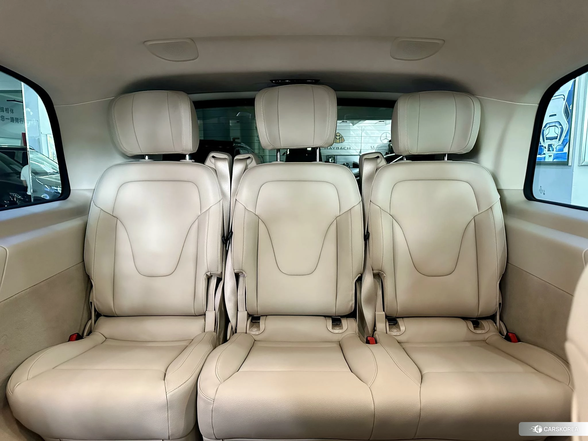 Mercedes-Benz V-class 2021 Серебристо-серый из Китая