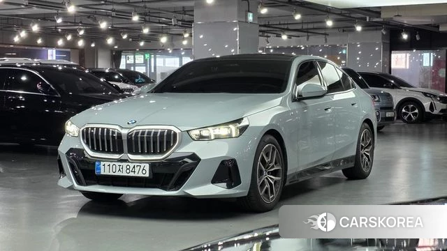 BMW 5 Series (G60) 2025 Серый из Кореи