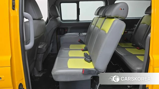 Hyundai The New Grand Starex 2018 Желтый из Кореи