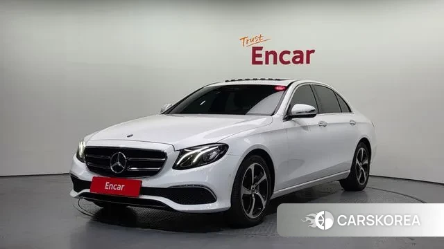 Mercedes-Benz E-Class W213 2020 Белый из Кореи