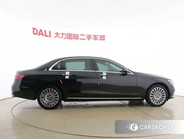 Mercedes-Benz E-class 2023 Черный из Китая