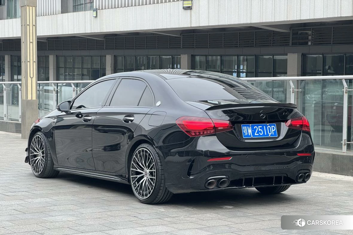 Mercedes-Benz Class A AMG 2023 Черный из Китая