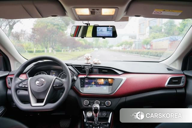 Nissan Bluebird 2020 Красный из Китая