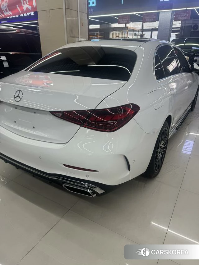 Mercedes-Benz Class C 2022 Белый из Китая