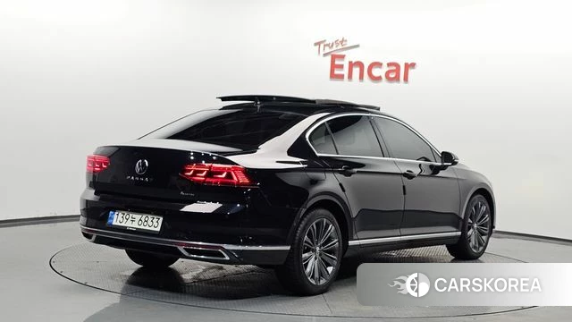 Volkswagen Passat GT (B8) 2021 Черный из Кореи