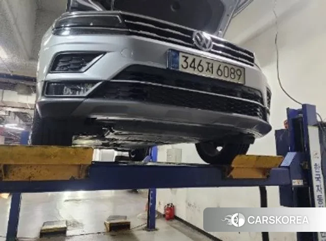 Volkswagen Tiguan Allspace 2020 Серый из Кореи