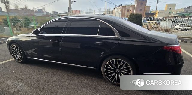 Mercedes-Benz S-Class W223 2022 Черный из Кореи