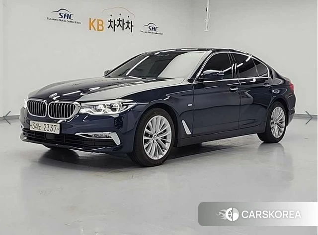 BMW 5 Series (G30) 2018 Синий из Кореи