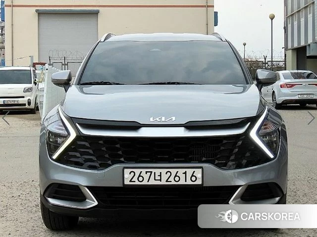 Kia Sportage 5th Generation 2022 Серебристо-серый из Кореи