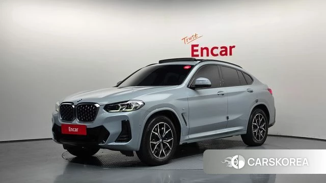 BMW X4 (G02) 2023 Серебристо-серый из Кореи