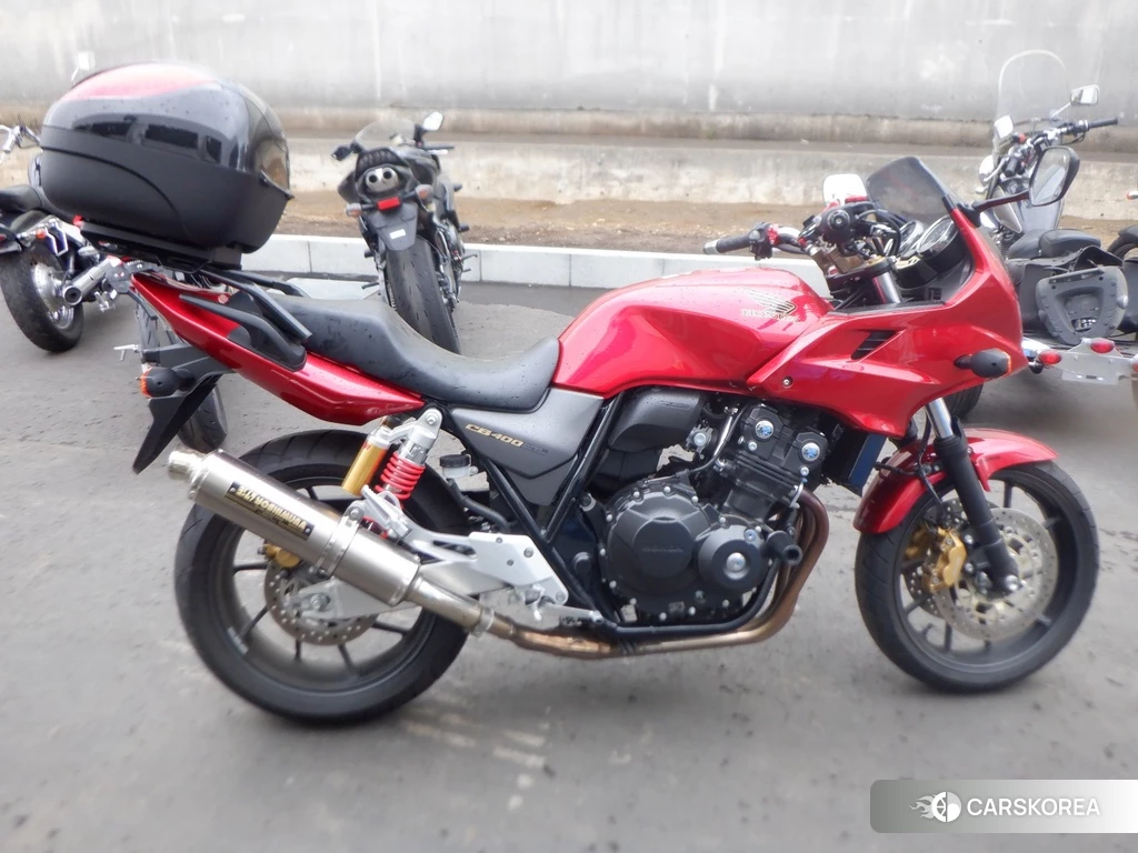 Проданный Honda CB400SF BOLDOR 2017 из Японии