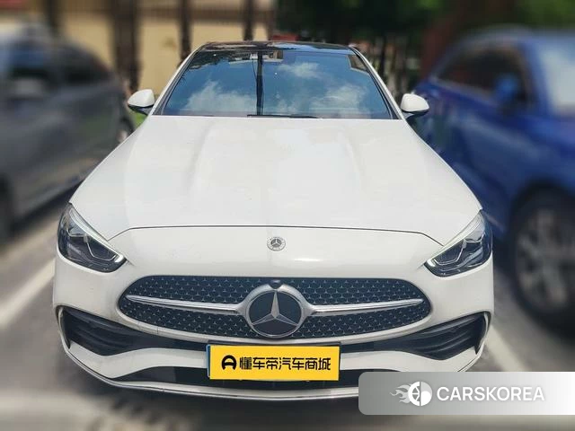 Mercedes-Benz Class C 2023 Белый из Китая