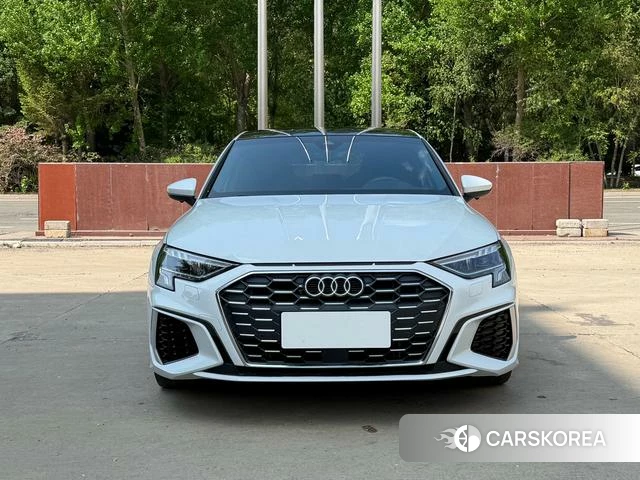 Audi A3 2022 Белый из Китая
