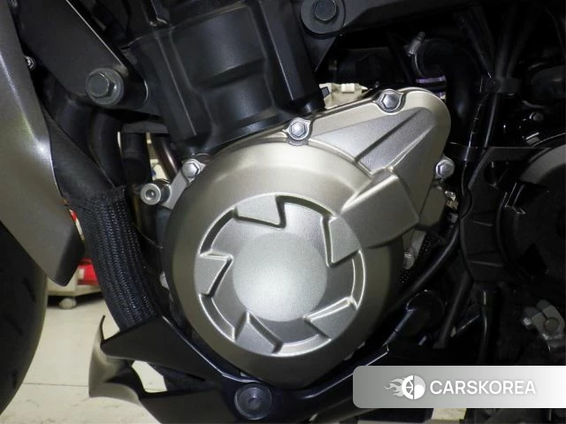 Engine photo