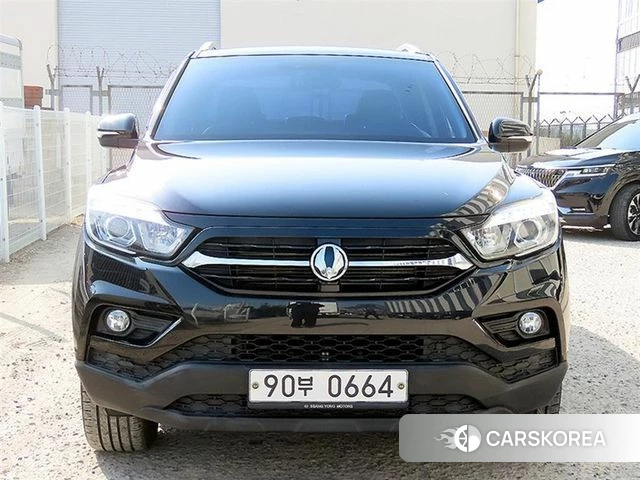 Ssangyong Rexton Sports 2018 Черный из Кореи