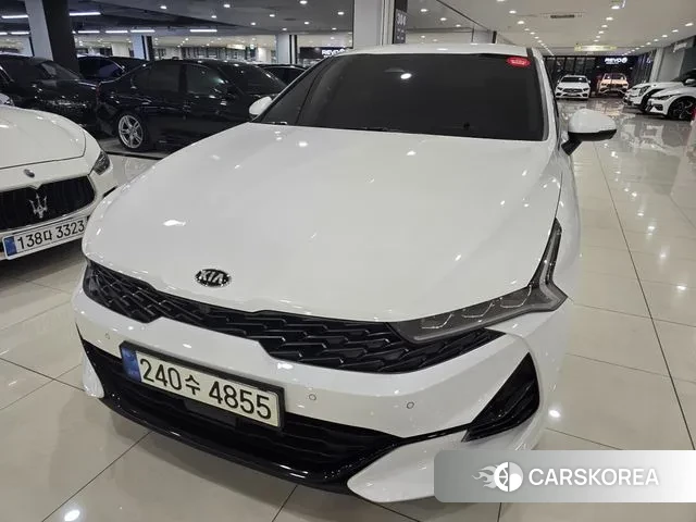 Kia K5 3rd generation 2021 Белый из Кореи