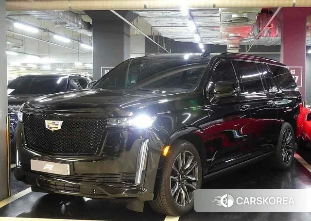 Cadillac Escalade 5th Generation 2024 Черный из Кореи