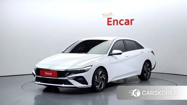 Hyundai The New Avante Hybrid (CN7) 2023 Белый из Кореи