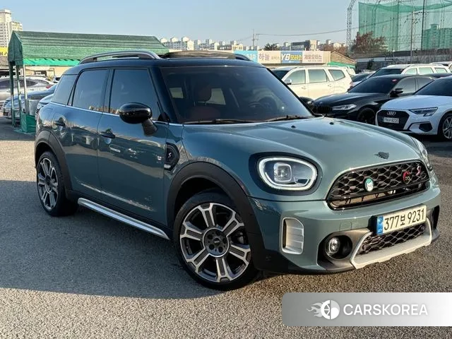 Mini Cooper S Countryman 2022 Светло-зеленый из Кореи