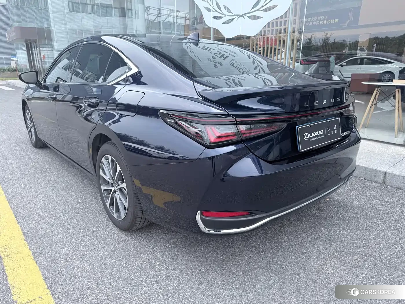 Lexus ES 2025 Синий из Китая