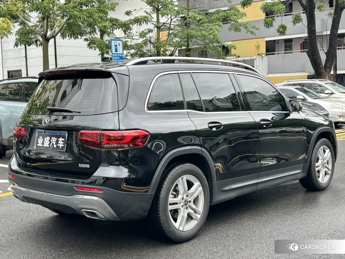 Mercedes-Benz GLB 2022 Черный из Китая