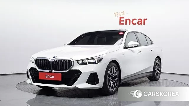 BMW 5 Series (G60) 2024 Белый из Кореи