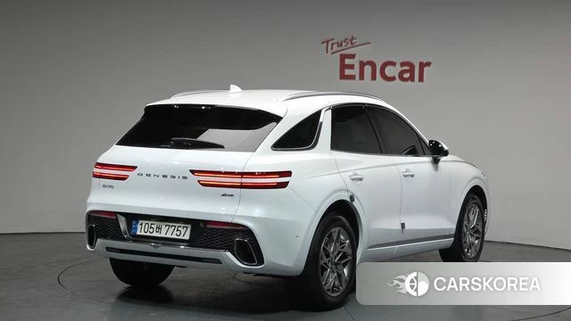 Genesis GV70 2023 Белый из Кореи