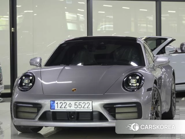 Porsche 911(992) 2024 Серебристо-серый из Кореи