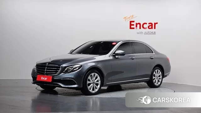 Mercedes-Benz E-Class W213 2018 Серый из Кореи