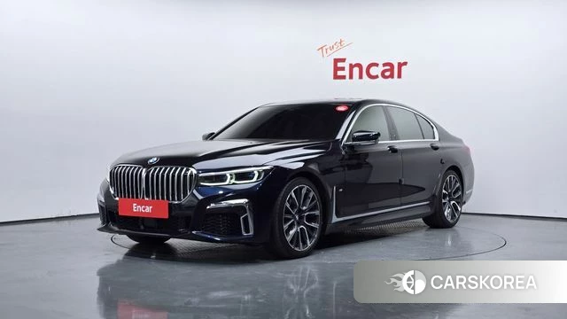 BMW 7 Series (G11) 2021 Черный из Кореи