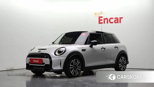 Mini Cooper S 2023 Белый из Кореи