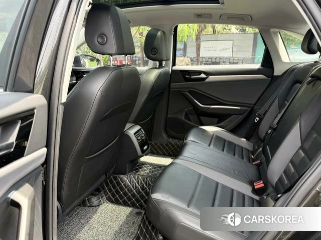Volkswagen Sagitar 2022 Черный из Китая