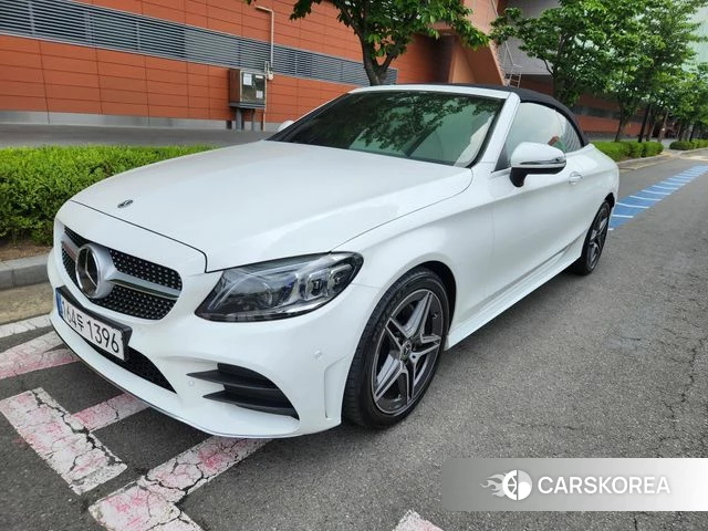 Mercedes-Benz C-Class W205 2022 Белый из Кореи