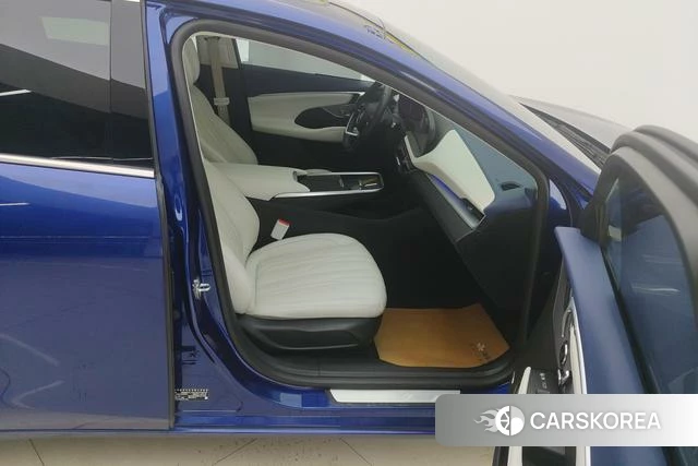Buick Lacrosse 2023 Синий из Китая