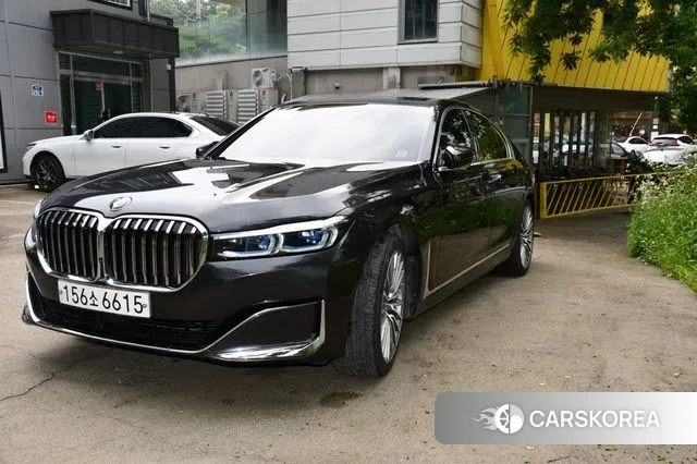 BMW 7 Series (G11) 2022 Серый из Кореи